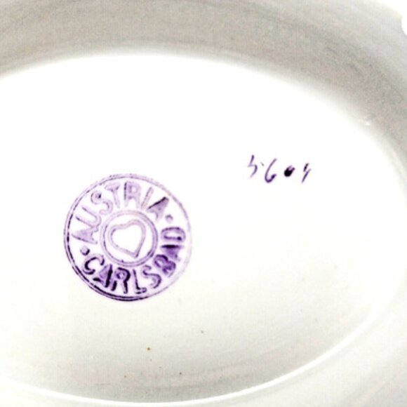 Austrian Carlsbad Handpaint Gold Leaf Gravy Boat  w/Attachd Underplate Antique - Picture 6 of 7